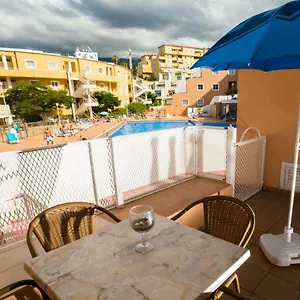 https://apartamentos-orlando-85.adeje-hotels.com